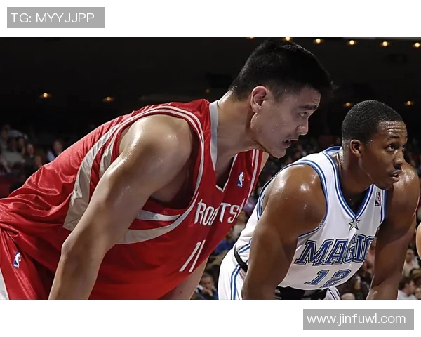 姚明领衔火箭队对决太阳队的经典对抗赛回顾与分析